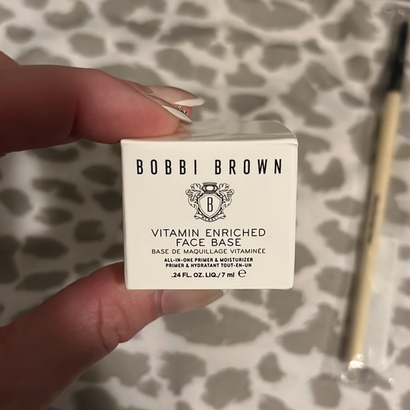 4 Piece Bobbi Brown Cosmetics Set * BRAND NEW* - Picture 2 of 5